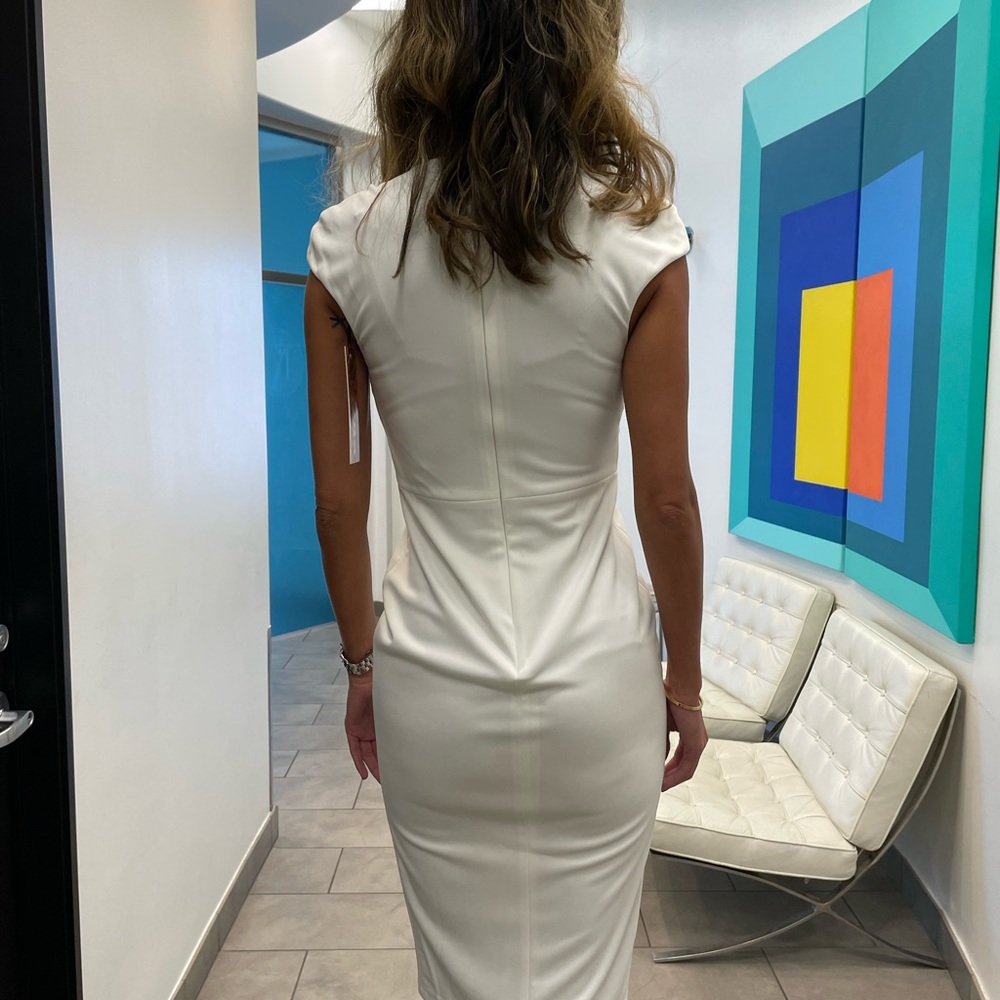 NWT Small White Form Fitting Dress 🕊 - Picture 13 of 14